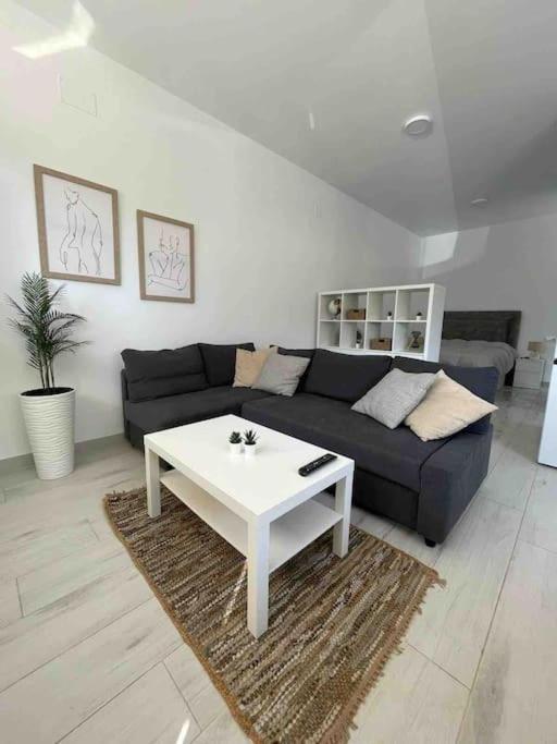 Estudio Playa La Misericordia Málaga Exterior foto