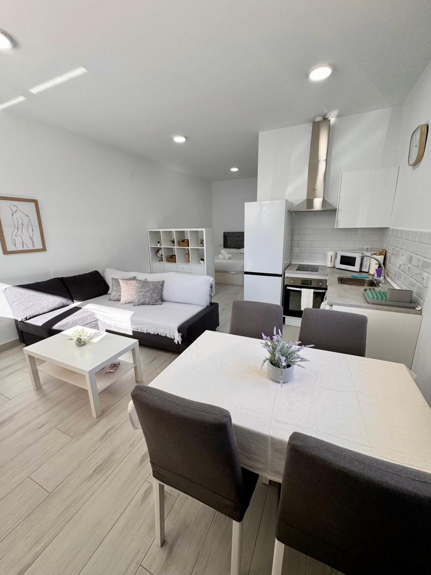 Estudio Playa La Misericordia Málaga Exterior foto